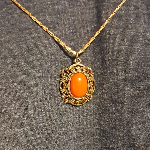 Antique Gold Filigree Pendant Necklace with Orange CoralCabochon